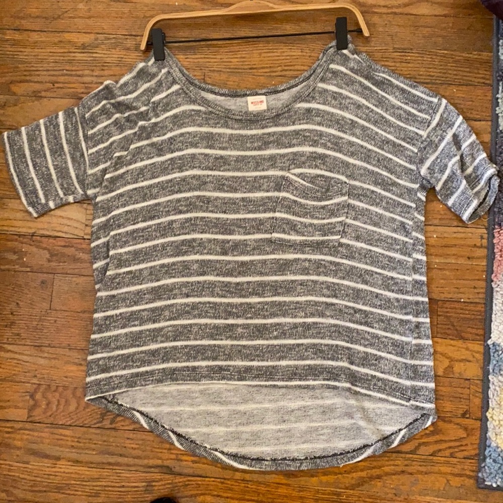 Sweater t-shirt